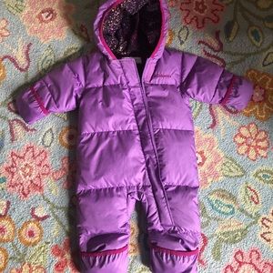 Duck down Columbia 6-12 month onesie